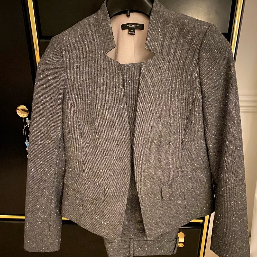 Ann Taylor Suit, petite